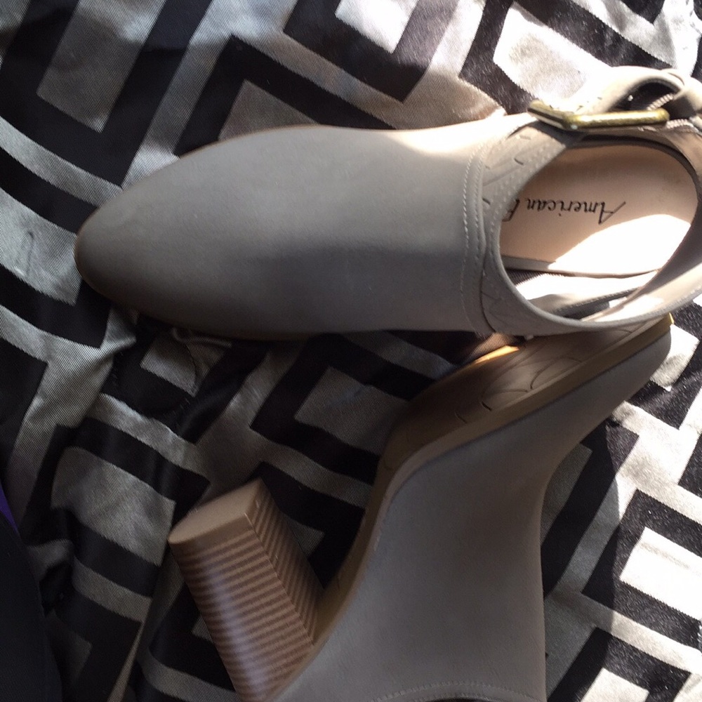 Boots - Picture 2 of 2